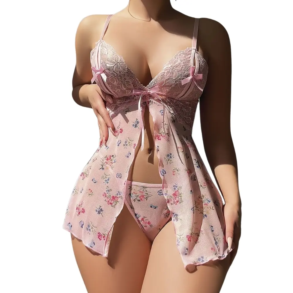 Agor Fantasy Wear s prednjim prorezom i cvjetnim detaljima fantazijski noćni odjevni komad